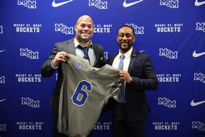 J. D. Runnels Biography, Age, Height, Wife, Net Worth, Family