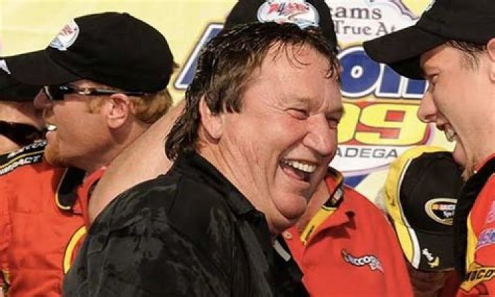 James Finch Biography, Age, Height, Wife, Net Worth, Family