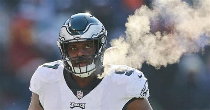 Javon Hargrave Biography, Age, Height, Wife, Net Worth, Family