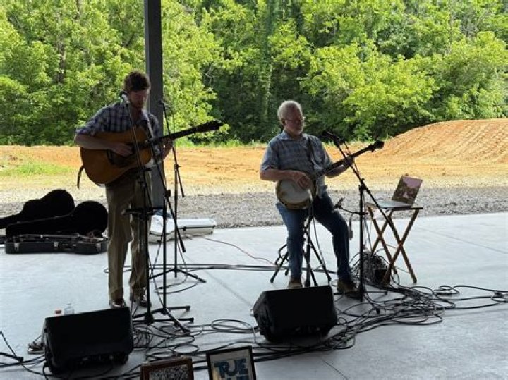 Jay Larsen Biography, Age, Height, Wife, Net Worth, Family