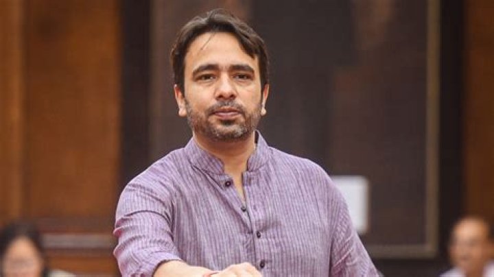 Jayant Chaudhary Biography, Age, Height, Wife, Net Worth, Family