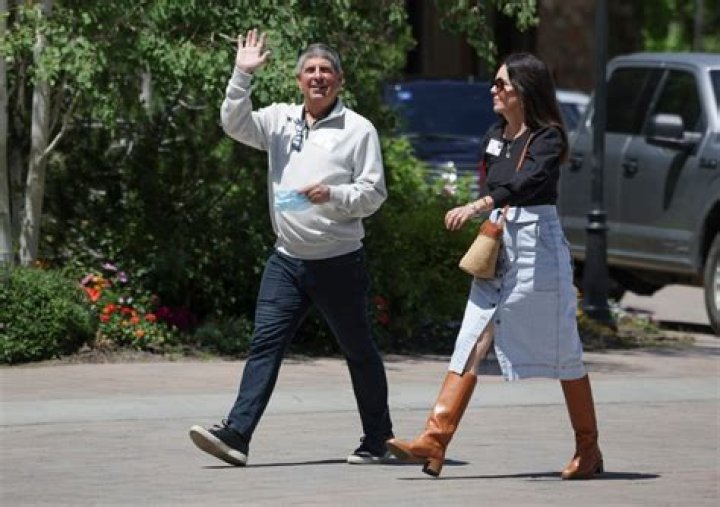 Jeff Shell Biography, Age, Height, Wife, Net Worth, Family