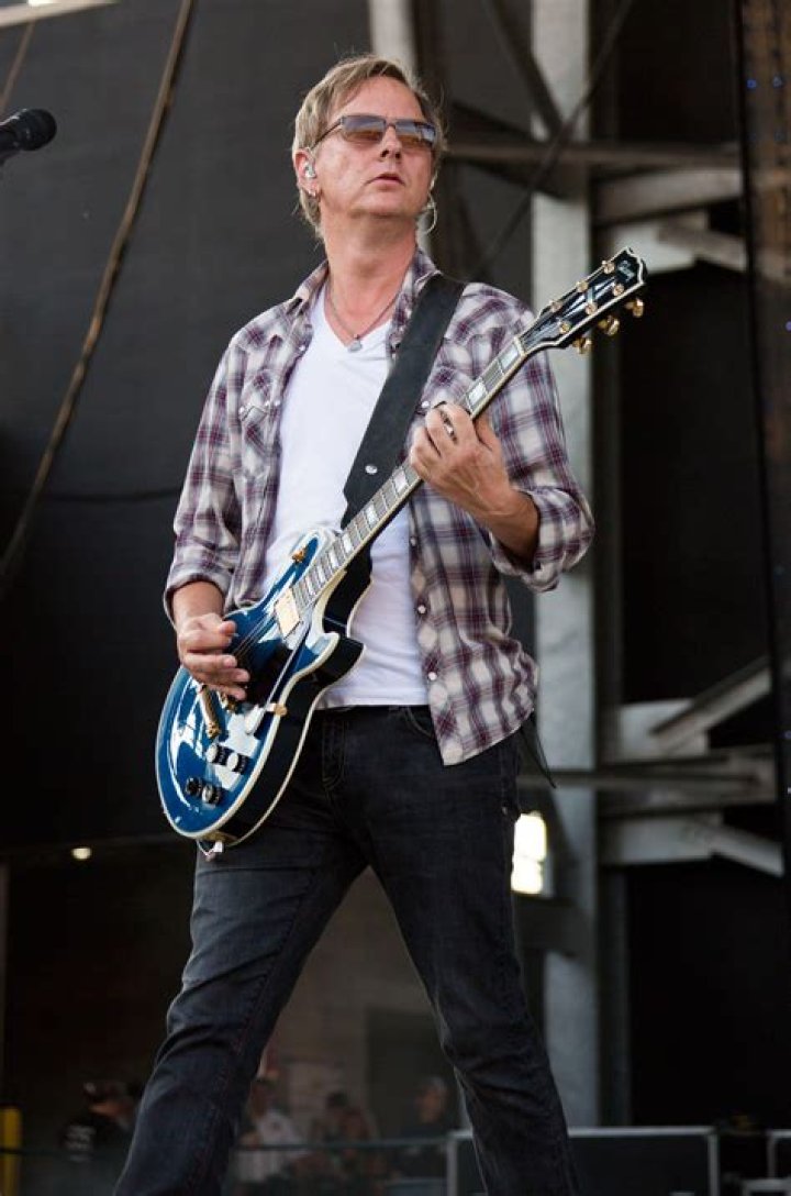 Jerry Cantrell Biography, Age, Height, Wife, Net Worth, Family