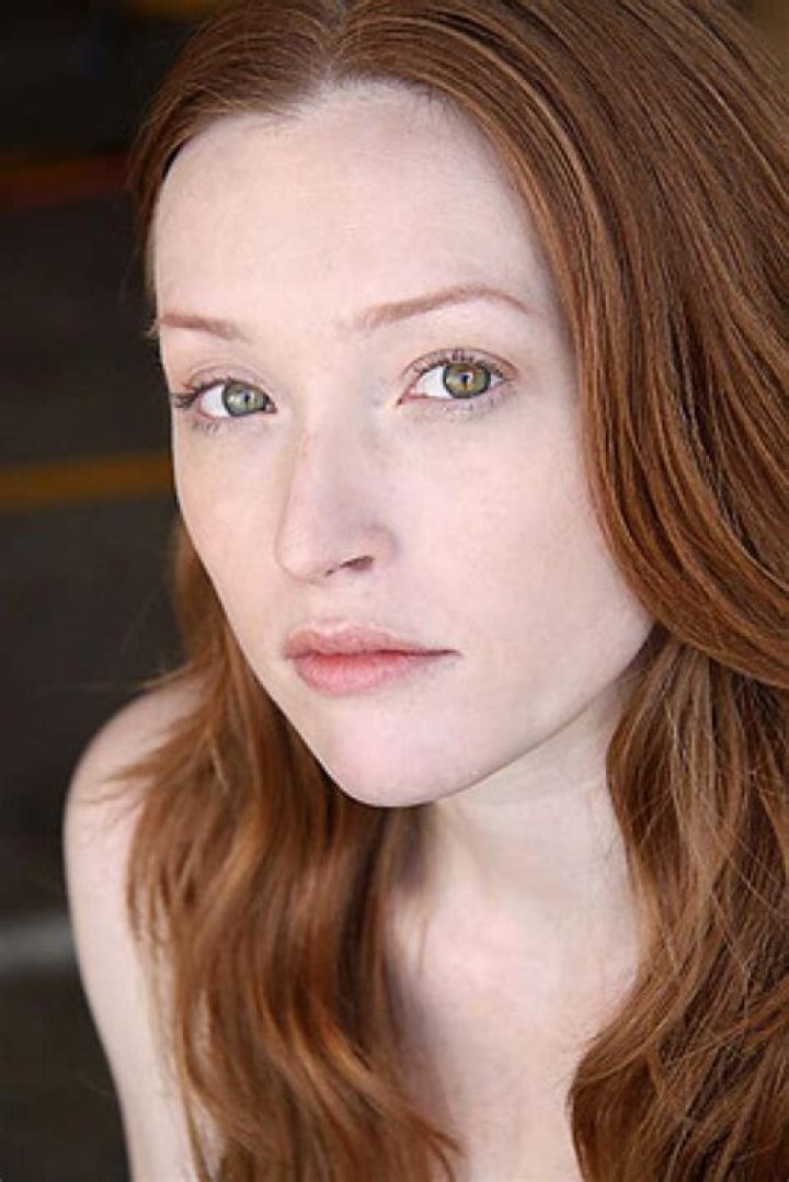 Jessica Gaynes Biography, Age, Height, Husband, Net Worth, Family