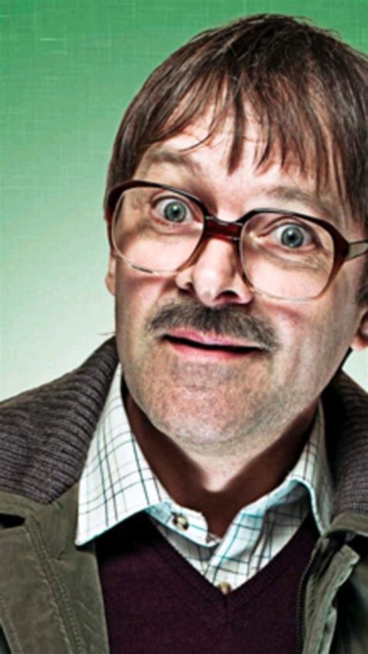 Jim Bell Biography, Age, Height, Wife, Net Worth, Family