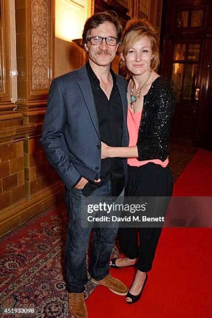 Jo Stone-Fewings Biography, Age, Height, Wife, Net Worth, Family