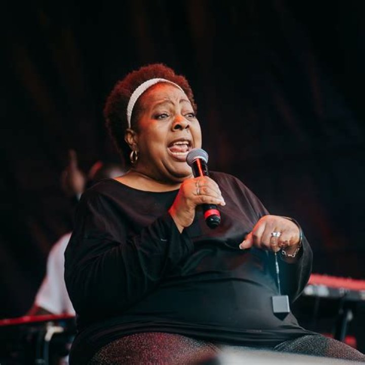 Jocelyn Brown Biography, Age, Height, Husband, Net Worth, Family