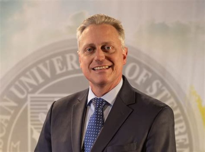 John Bergsma Biography, Age, Height, Wife, Net Worth, Family