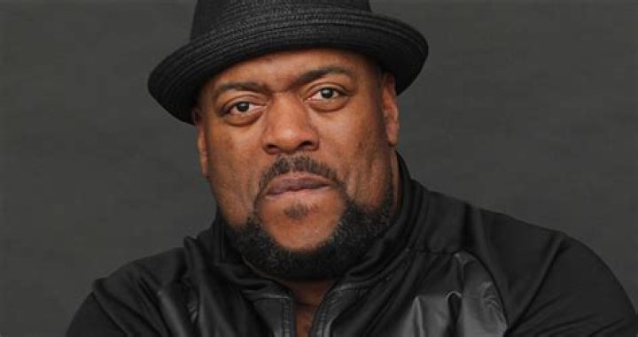 John P. Kee biografía, edad, altura, esposo, net worth, familia