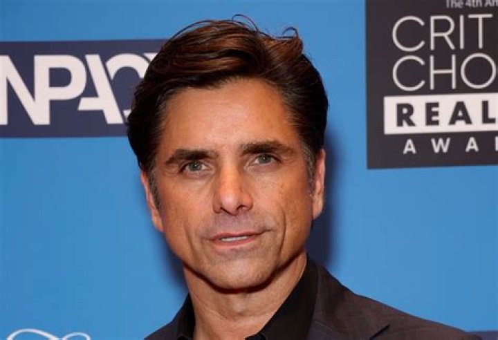 John Stamos Biography, Age, Height, Wife, Net Worth, Family