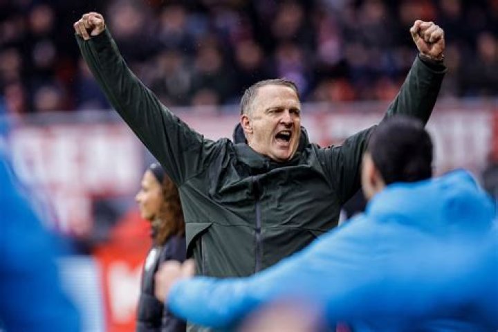 John van den Brom Biography, Age, Height, Wife, Net Worth, Family