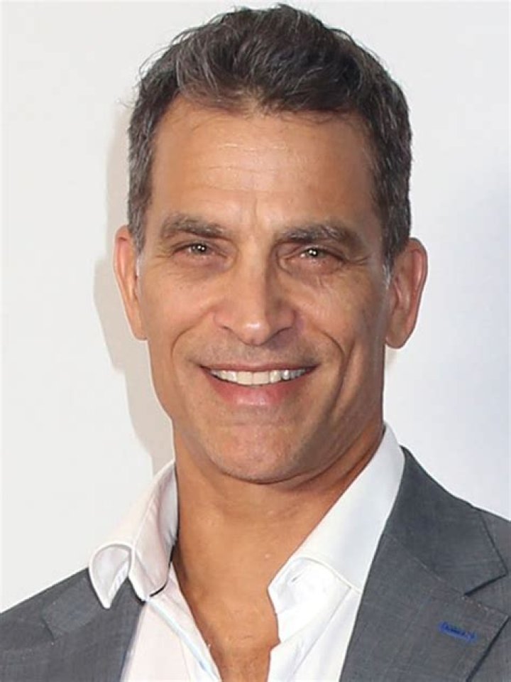 Johnathon Schaech Biography, Age, Height, Wife, Net Worth, Family