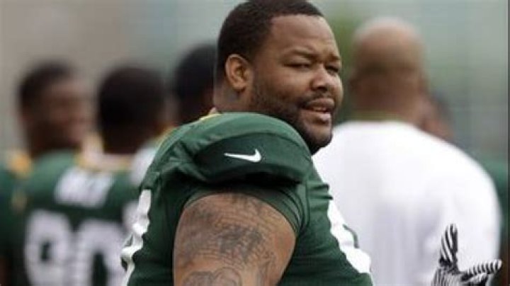 Johnny Jolly Biography, Age, Height, Wife, Net Worth, Family