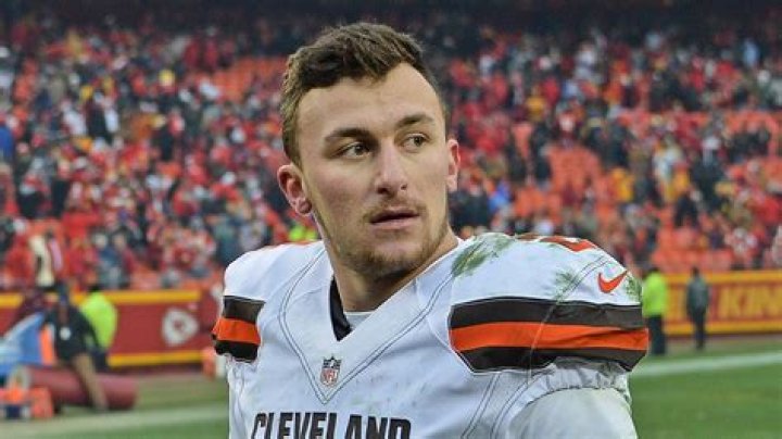 Johnny Manziel Biography, Age, Height, Wife, Net Worth, Family