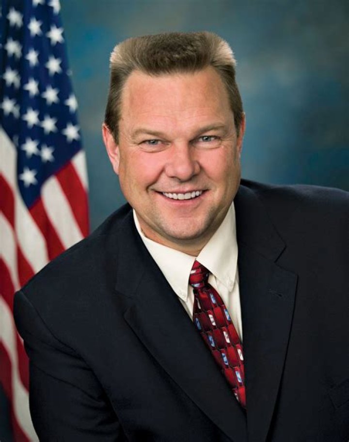 Jon Tester Biography, Age, Height, Wife, Net Worth, Family