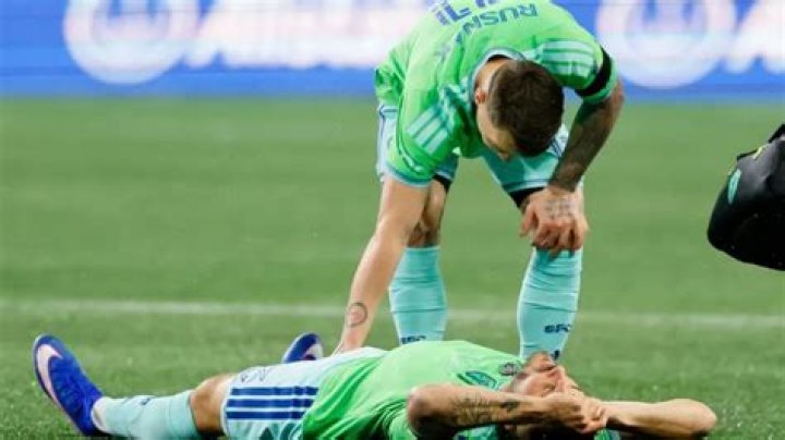 Jordan Morris Biography, Age, Height, Wife, Net Worth, Family