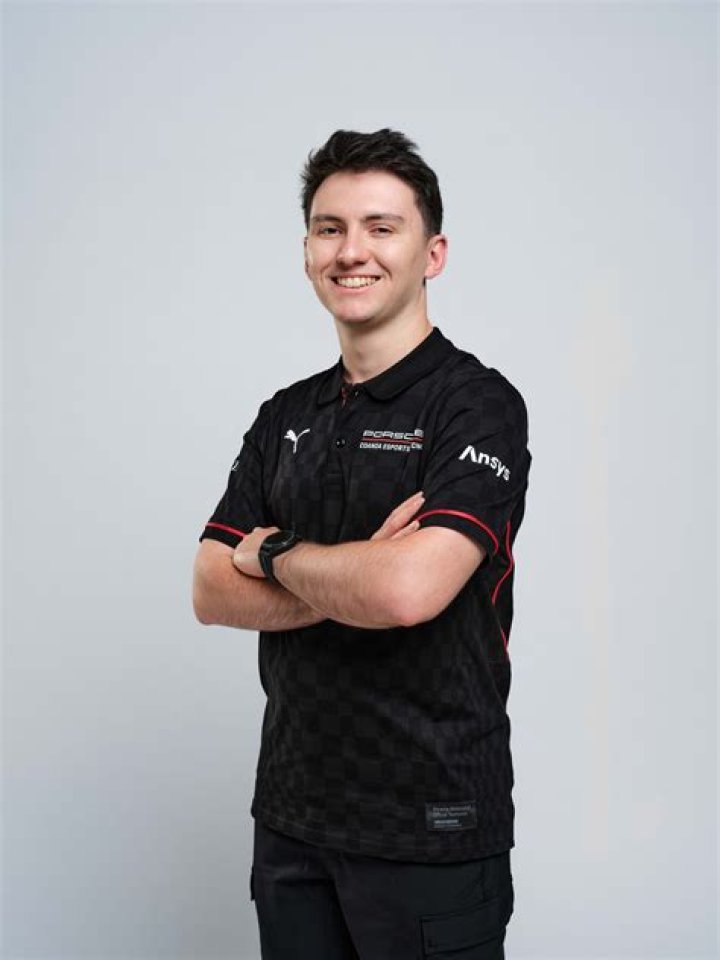 Joshua Rogers Biography, Age, Height, Wife, Net Worth, Family