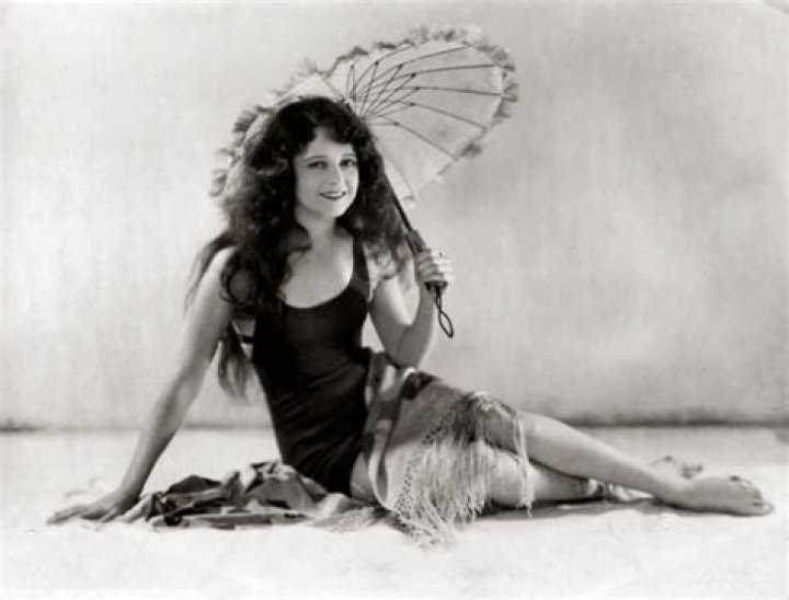 June Marlowe biografía, edad, altura, esposa, net worth, familia