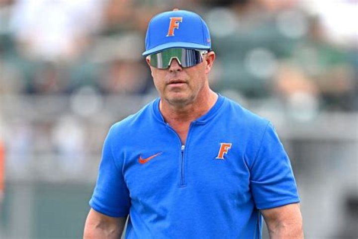 Kevin O'Sullivan (politician) Biography, Age, Height, Wife, Net Worth and Family