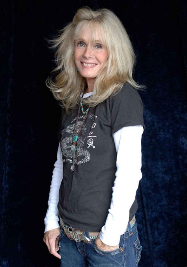 Kim Carnes Biography, Age, Height, Husband, Net Worth, Family