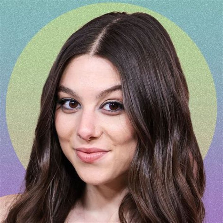 Kira Kosarin Biography, Age, Height, Husband, Net Worth, Family
