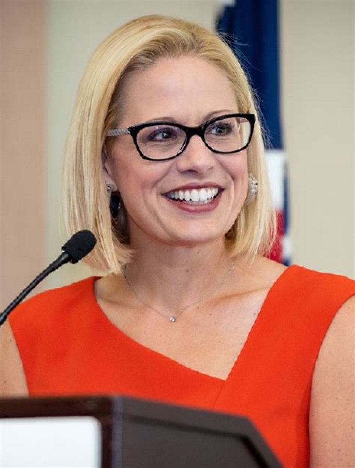 Kyrsten Sinema Biography, Age, Height, Husband, Net Worth, Family