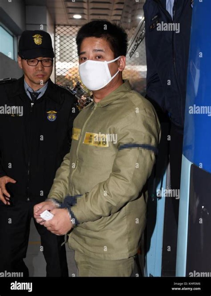 Lee Young-hak Biography, Age, Height, Wife, Net Worth, Family