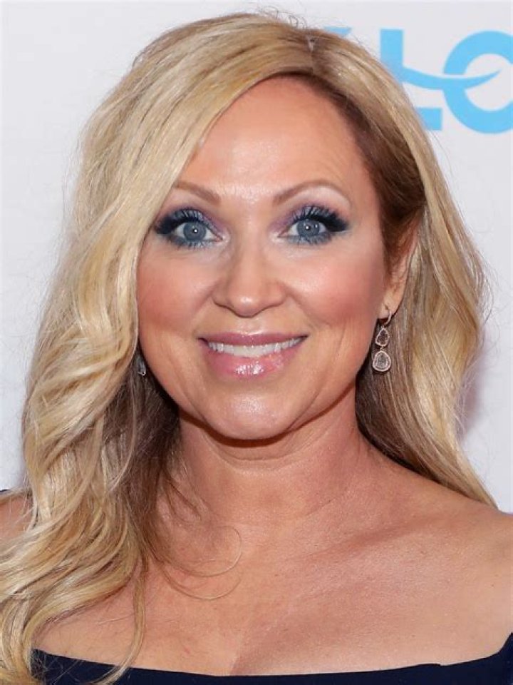 Leigh-Allyn Baker Biography, Age, Height, Husband, Net Worth, Family