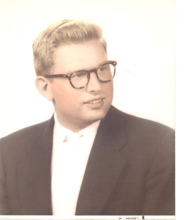 Leon Lissek Biography, Age, Height, Wife, Net Worth, Family