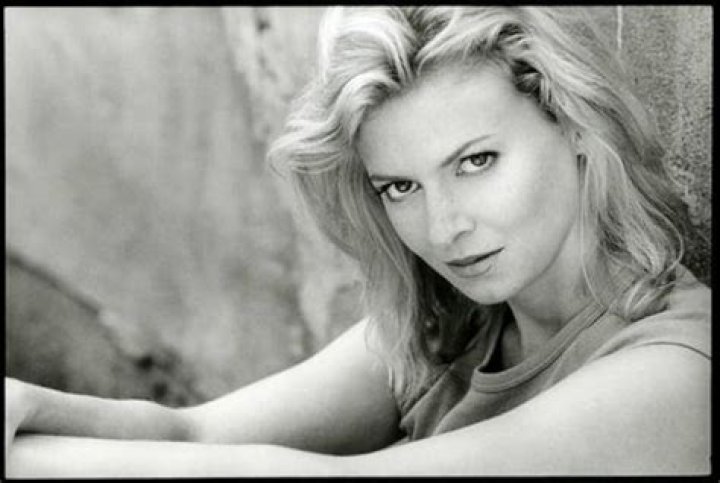 Lisette Bross Biography, Age, Height, Husband, Net Worth, Family