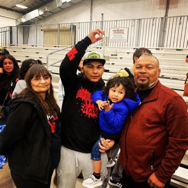 Manny Mota Biography, Age, Height, Wife, Net Worth, Family