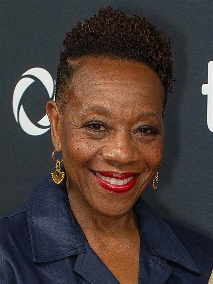 Marianne Jean-Baptiste biografía, edad, altura, esposa, net worth, familia