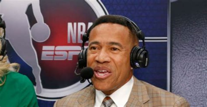 Mark Jones Biography, Age, Height, Wife, Net Worth, Family