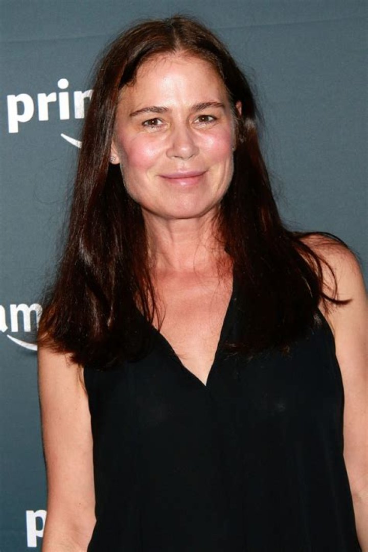 Maura Tierney Biography, Age, Height, Husband, Net Worth, Family