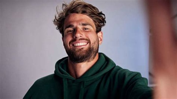 Maxime Cressy Biography, Age, Height, Wife, Net Worth, Family