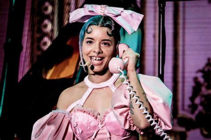 Melanie Martinez Biography, Age, Height, Husband, Net Worth, Family