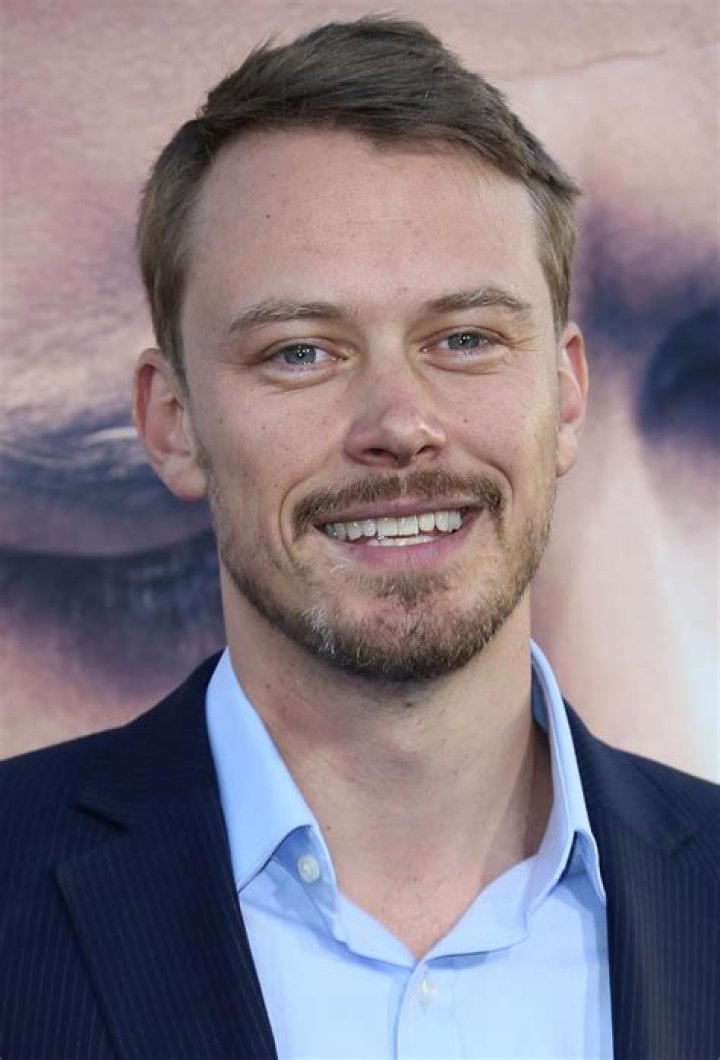 Michael Dorman biografía, edad, altura, esposo, net worth, familia