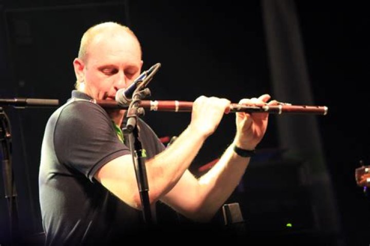 Michael McGoldrick Biography, Age, Height, Wife, Net Worth, Family