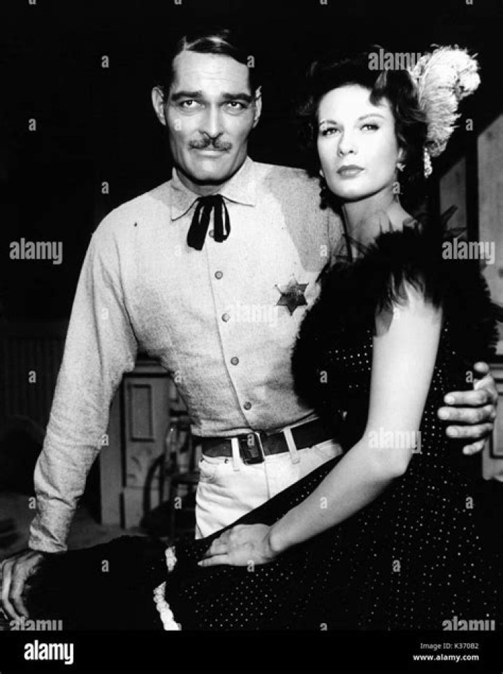 Miranda Jones Biography, Age, Height, Husband, Net Worth, Family