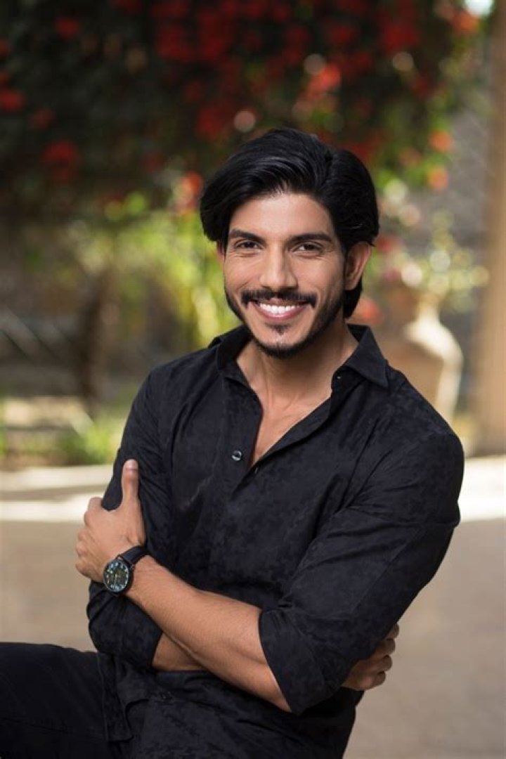 Mohsin Abbas Haider biografía, edad, altura, esposo, net worth, familia