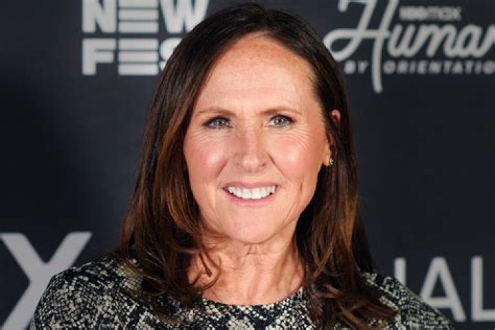 Molly Shannon Biography, Age, Height, Husband, Net Worth, Family