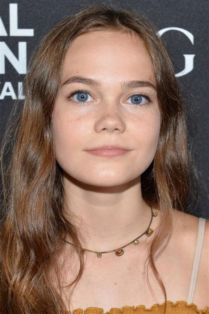 Oona Laurence biografía, edad, altura, esposa, net worth, familia