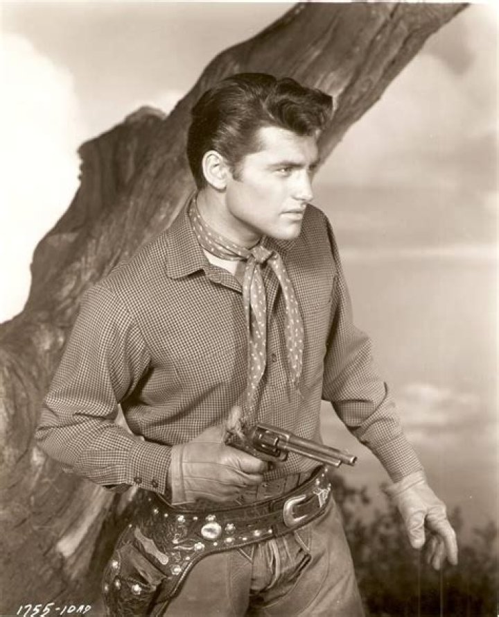 Race Gentry Biography, Age, Height, Wife, Net Worth, Family