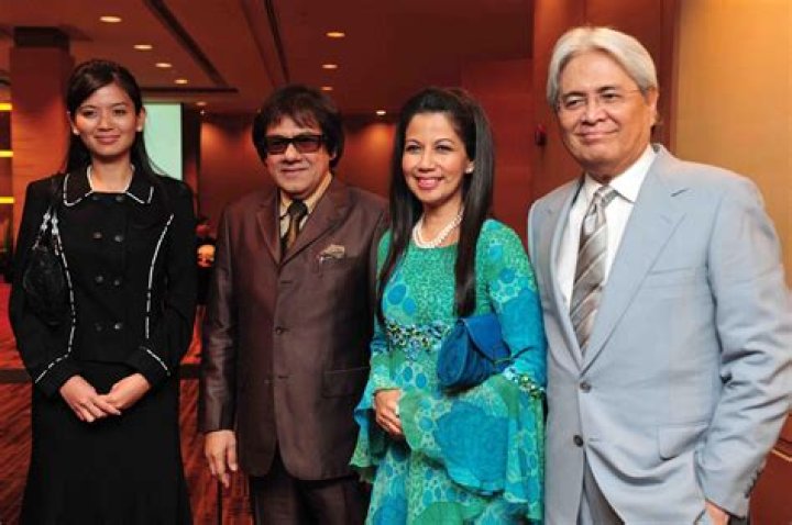 Raja Azureen Biography, Age, Height, Husband, Net Worth, Family