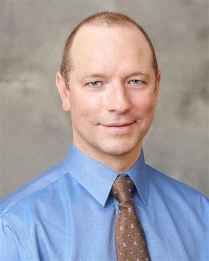 Renton Kirk Biography, Age, Height, Wife, Net Worth, Family