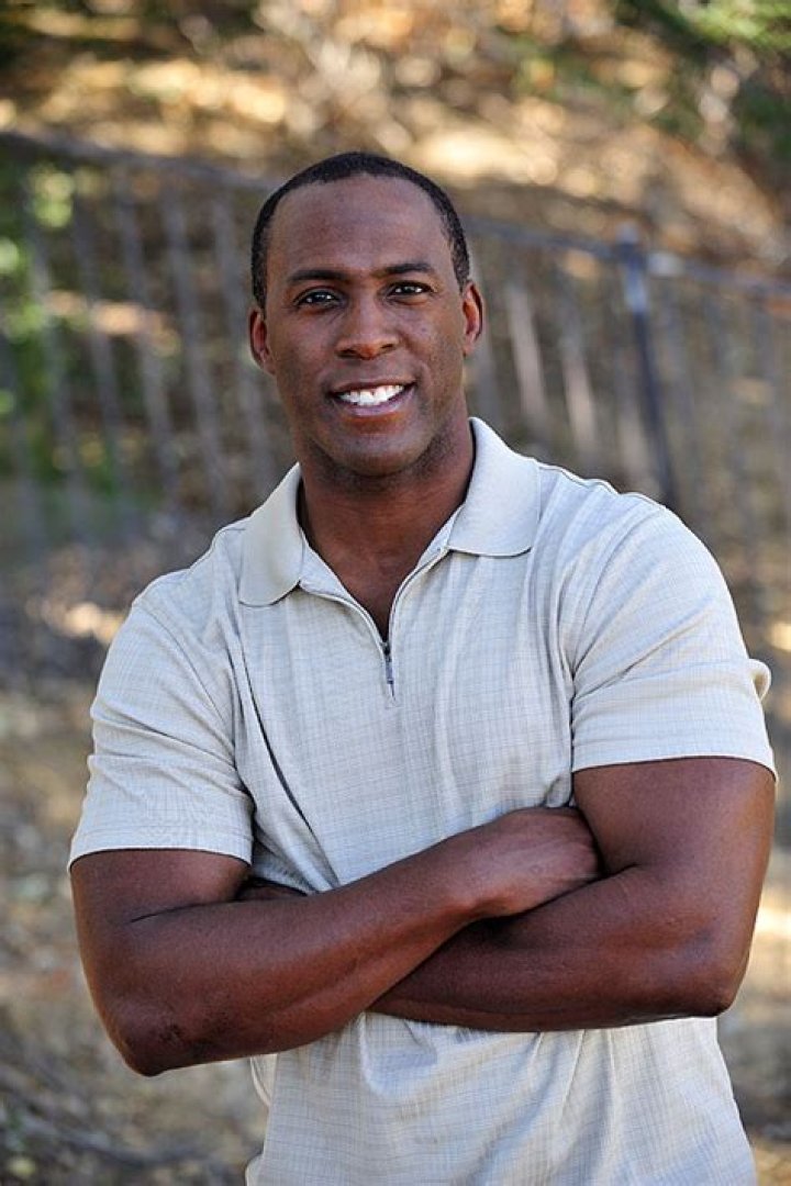 Ron Pitts Biography, Age, Height, Wife, Net Worth, Family