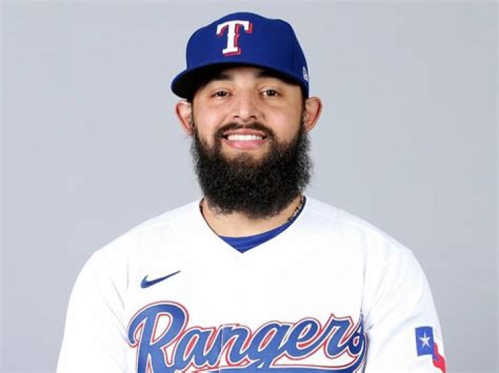 Rougned Odor biografía, edad, altura, esposo, net worth, familia