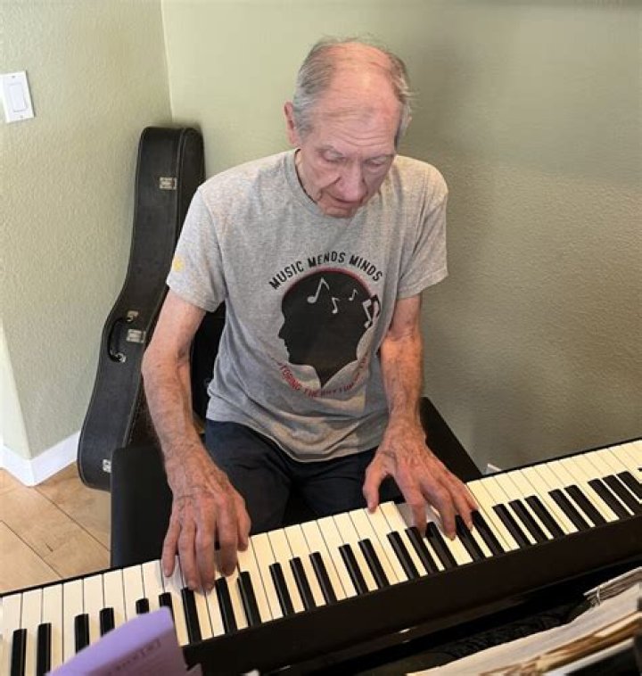 Rudy Hornish Biography, Age, Height, Wife, Net Worth, Family