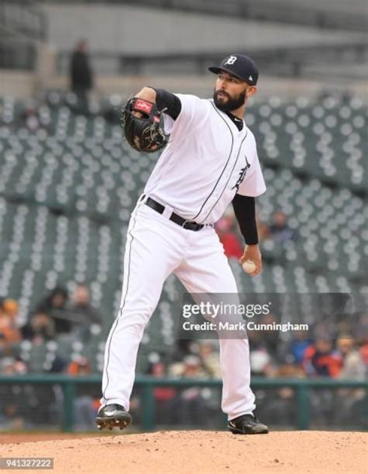 Ryan Carpenter Biography, Age, Height, Wife, Net Worth, Family