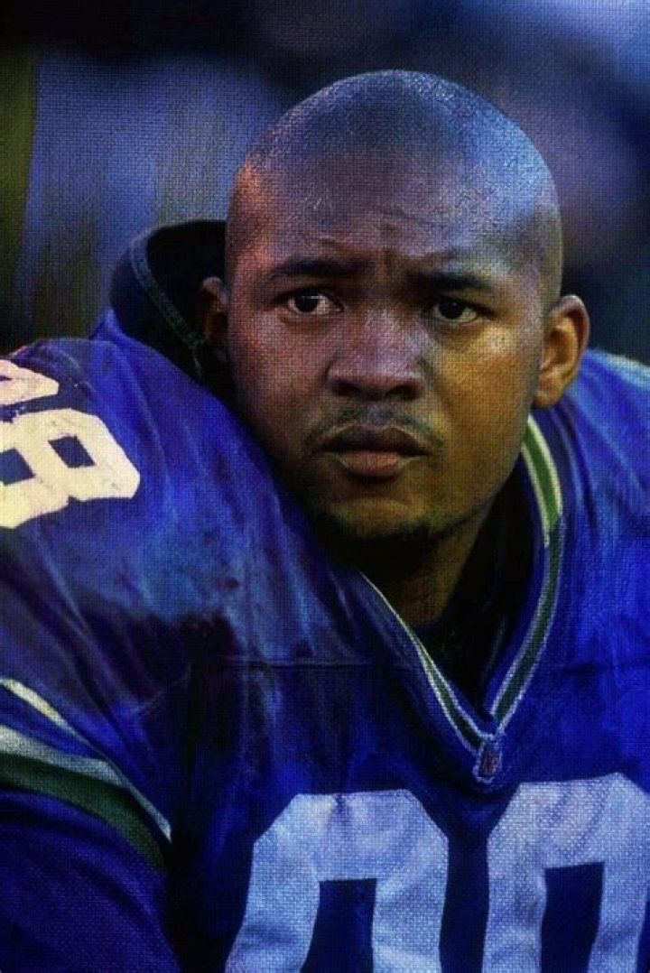 Sam Adams Biography, Age, Height, Wife, Net Worth, Family